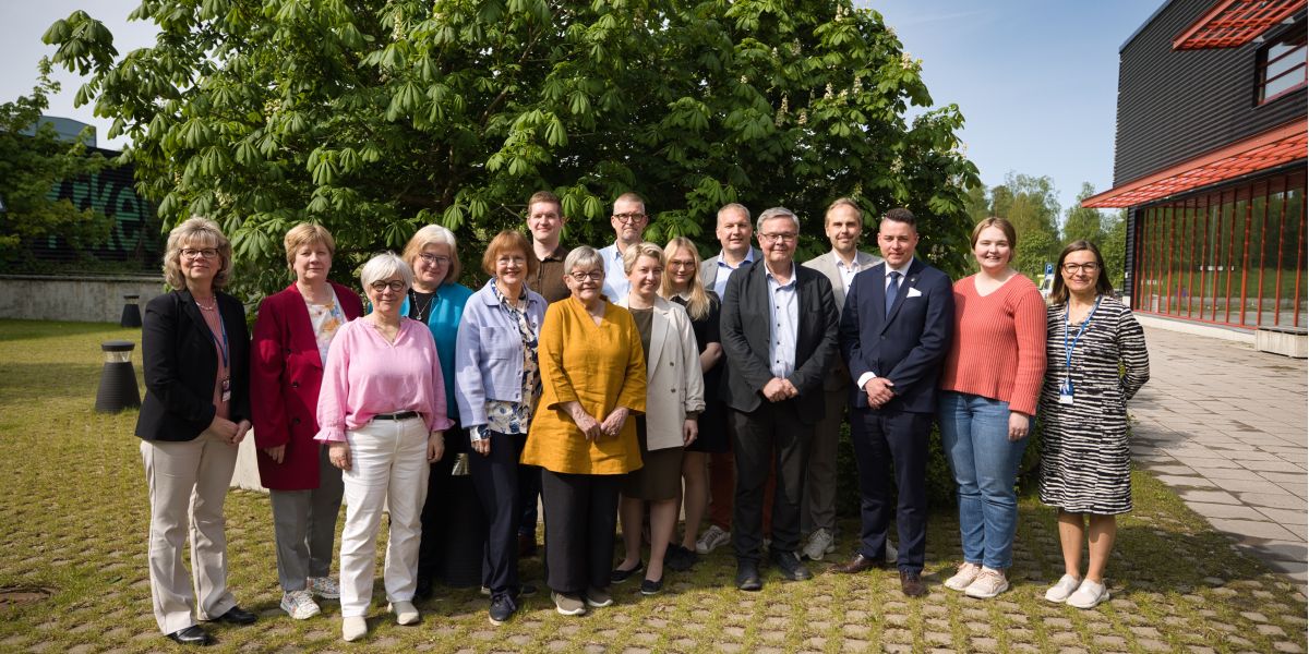 Bild på medlemmarna i Samkommunstyrelsen 2025